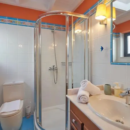 Βίλα Casa Petra Peaceful & Private, Sea Views, Pool & Bbq *