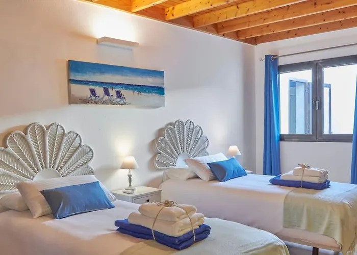 빌라 Casa Petra Peaceful & Private, Sea Views, Pool & Bbq 플라야블랑카