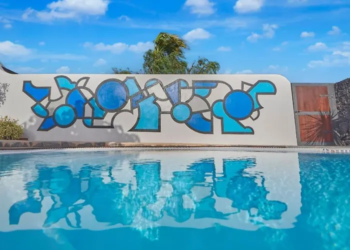 Casa Petra Peaceful & Private, Sea Views, Pool & Bbq بلايا بلانكا