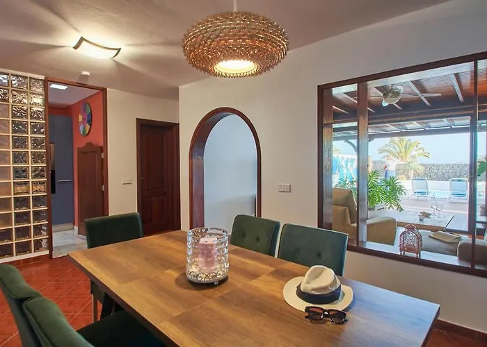 Casa Petra Peaceful & Private, Sea Views, Pool & Bbq فيلة بلايا بلانكا