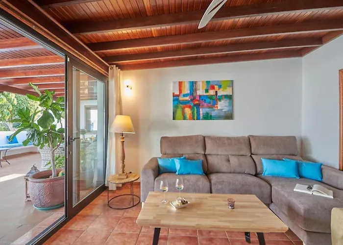 Casa Petra Peaceful & Private, Sea Views, Pool & Bbq * بلايا بلانكا