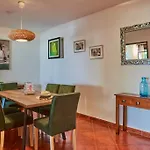 Villa Casa Petra Peaceful & Private, Sea Views, Pool & Bbq *