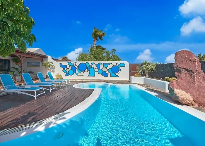 Vila Casa Petra Peaceful & Private, Sea Views, Pool & Bbq Playa Blanca (Lanzarote)